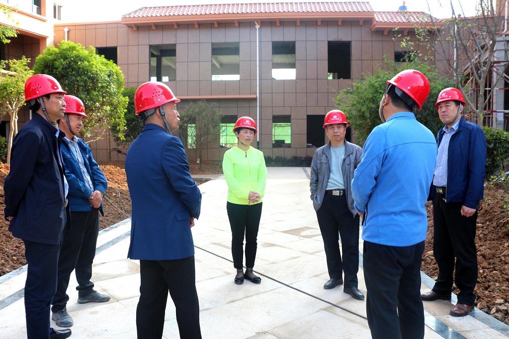 �hί��ί���y(t��ng)��(zh��n)���L�ƴ�÷һ�������˺ͼ�Է�Ŀ�䌍��(ji��)ǰ��ȫ���a(ch��n)����